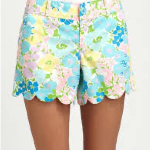 Lilly Pulitzer buttercup shorts - Picture 5 of 5